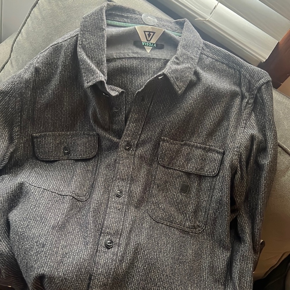 Vissla long sleeve button shirt